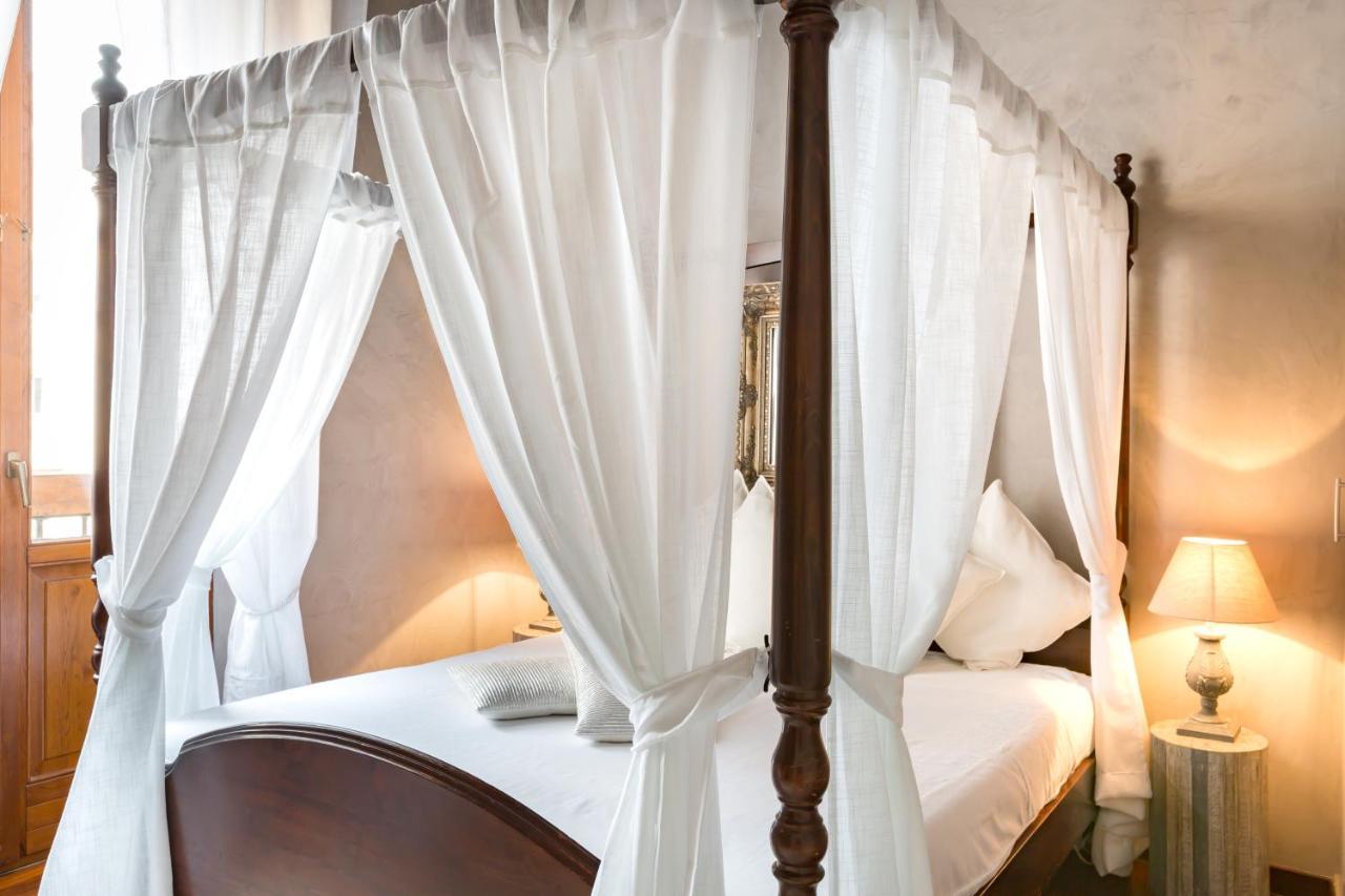 Ghetto Campo Dei Fiori Luxury White Rooms Rome Exterior photo